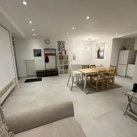 Apartment Alpina 3 *